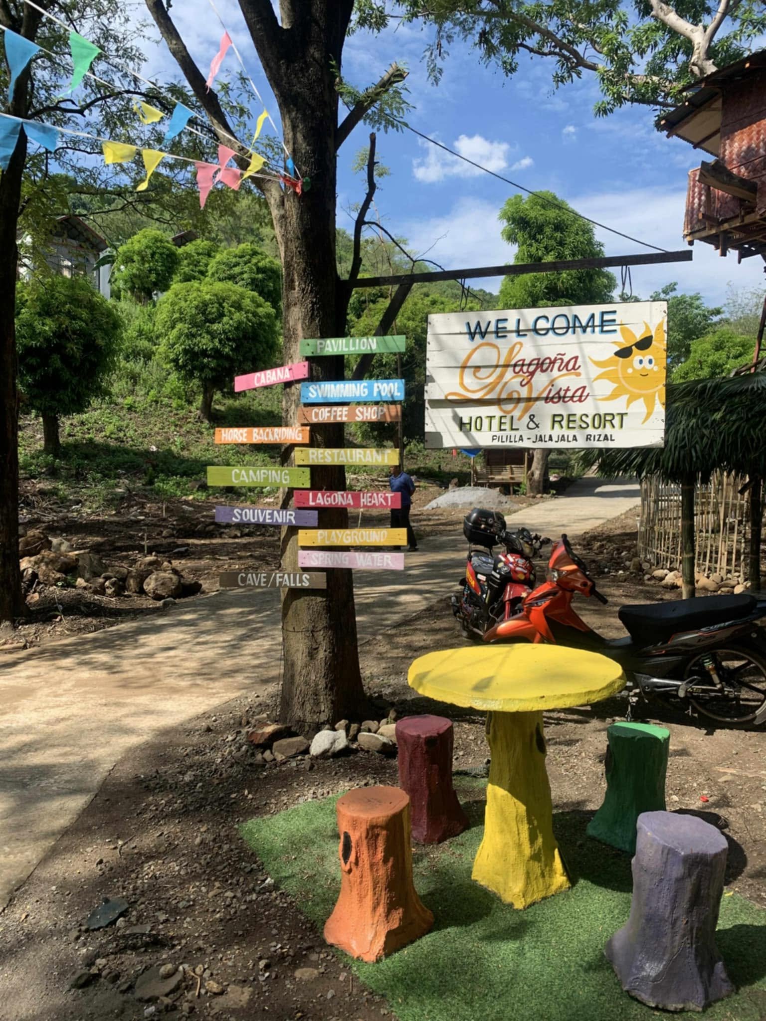 Entrance of Lagoña Vista
